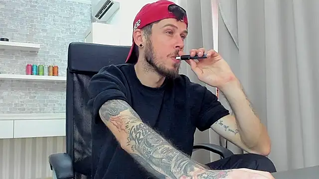 Živý XXX chat JonahShaw
