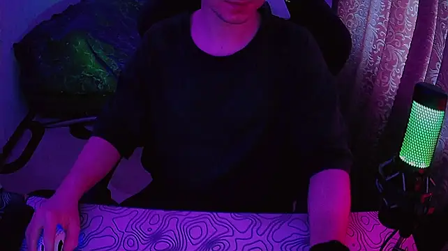 fame_bc XXX чат на живо