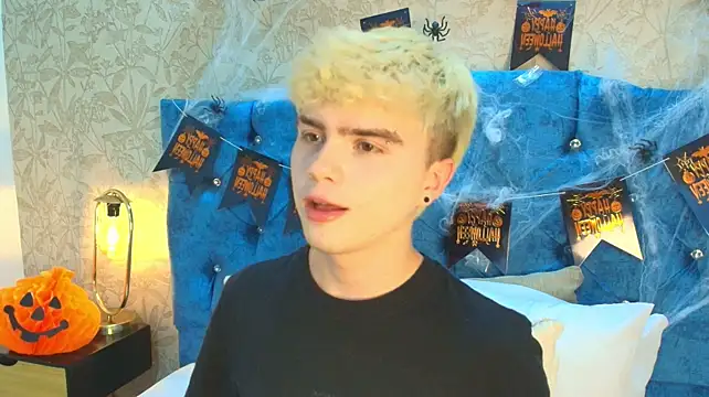 Ian_Stone Chat XXX in diretta