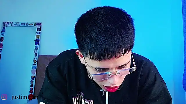 Онлайн чат XXX _justinmoon2