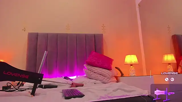 Chat +18 de Sharick_smile1 ao vivo