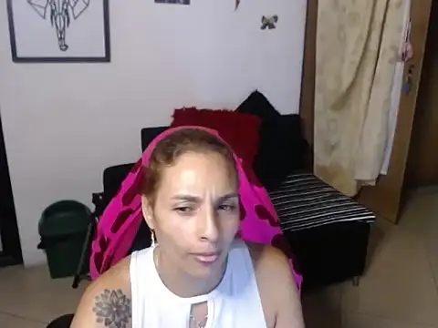 Chat XXX ao vivo de mykaelahoney