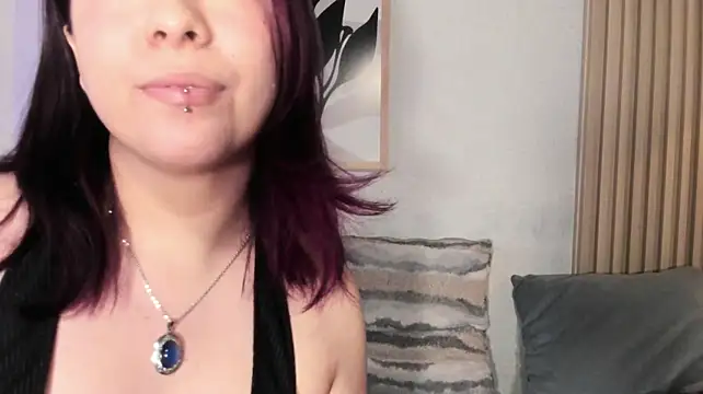 Chat XXX ao vivo de HannahSkies
