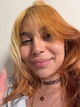 Chat XXX en directo de YunoRose_