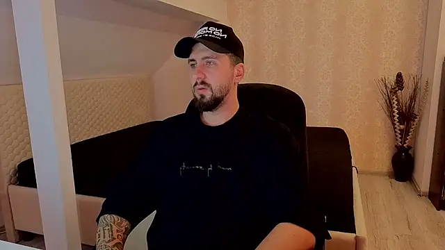 دردشة LoganStroud الجنسية المباشرة