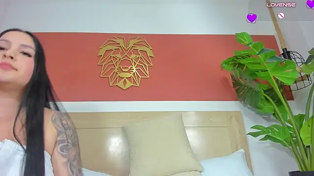 lili_cardenas_'s Live XXX Chat