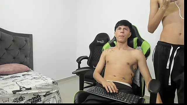 Živý XXX chat Estiv18_