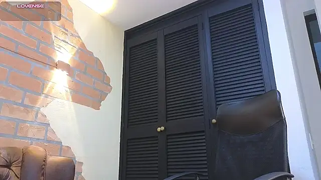 MR_EITHAN live XXX chat