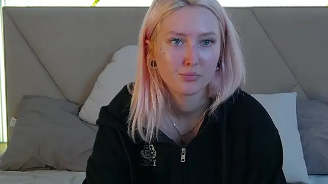 MarianeSun's Live XXX Chat