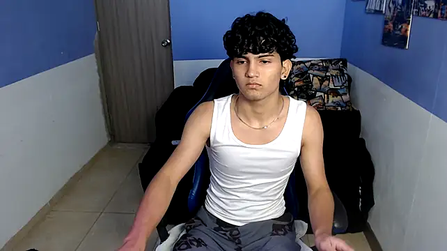 Chat +18 de sthellar_gp ao vivo