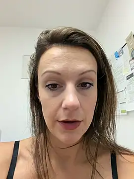Chatroom XXX en direct de Johannax