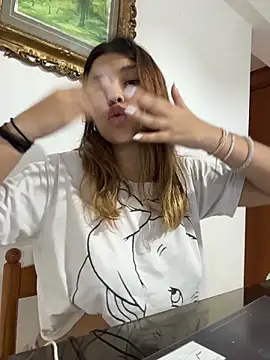 baddieasiantv's Live XXX Chat