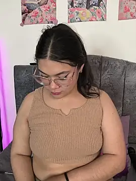 Vale_Walker Live XXX Chat