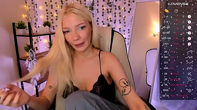 AnyaTaylor_ Live XXX Chat