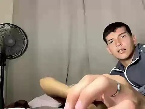 angel_twink21 Chat XXX in diretta
