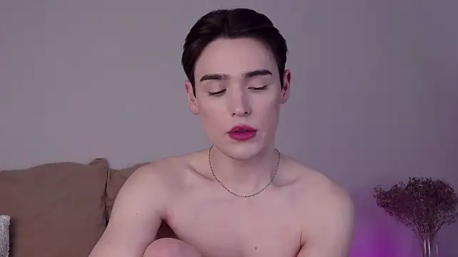 RobbyCharming XXX чат на живо