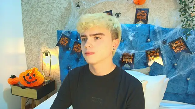 Chat +18 de Ian_Stone ao vivo