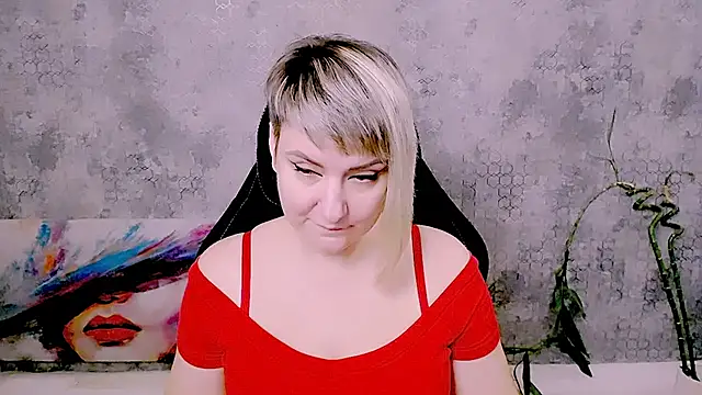 Djullia's Live XXX Chat
