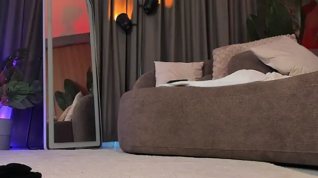 LisaAventi Live XXX-chat