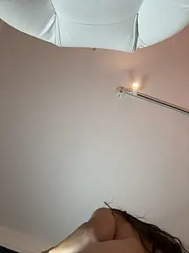 EmmaRose___のライブXXXチャット