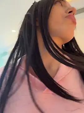 Lilonok Adlı Modelin Canlı XXX Sohbeti