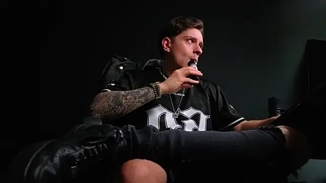 FelixStarkk Live XXX Chat