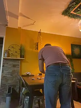 daddy3945 – Naživo XXX chat
