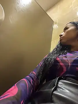 CrazzyChicks 라이브 XXX 채팅