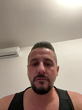 InsaneMattt Live XXX-Chat