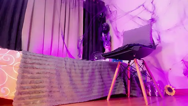 lesly_xx's Live XXX Chat