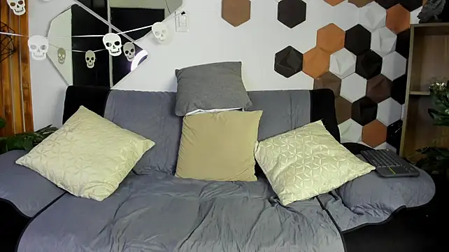 MikeEstevess: απευθείας συνομιλία ΧΧΧ