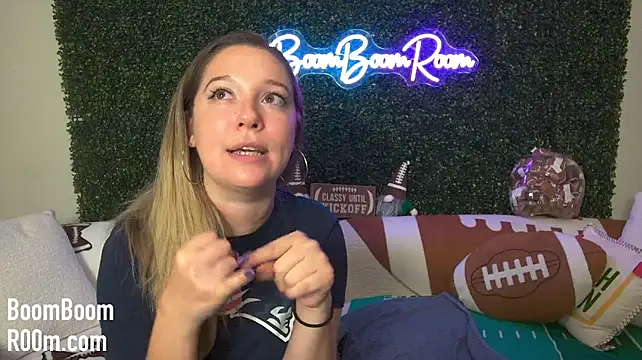 boomboomr00m's Live XXX Chat