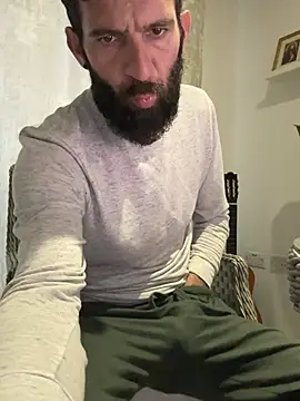 Michel_huge Adlı Modelin Canlı XXX Sohbeti