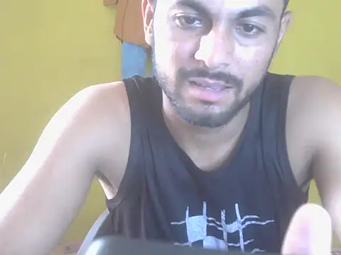 Stubborndesiboy Adlı Modelin Canlı XXX Sohbeti