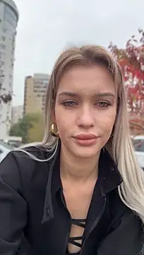 Chat +18 de KikiWatson ao vivo