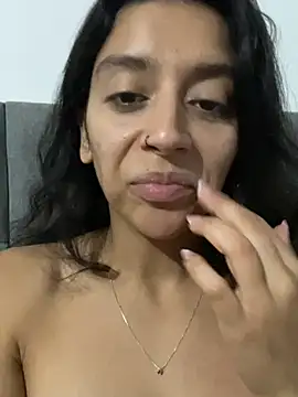 BrittanyDiaz's Live XXX Chat