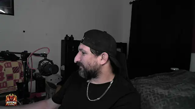 DevilPup75_ XXX чат на живо