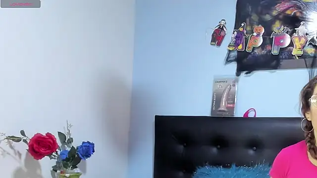 kaylaMinov_'s Live XXX Chat