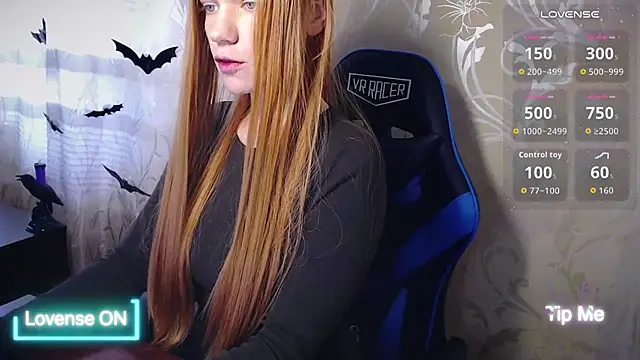XXX chat uživo modela Charm-Doll