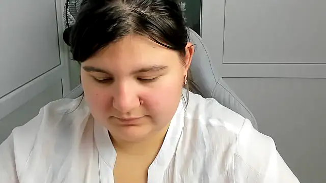PhoenixFlyn Live XXX chat