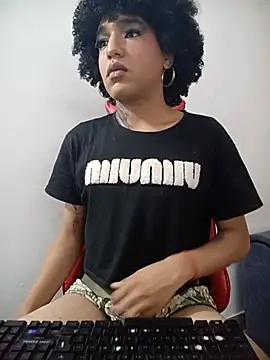 JOSSH_777 élő XXX-chatje