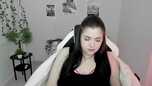 TinsleyPeach's Live XXX Chat
