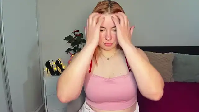Chat XXX en directo de LAYLAxSTAR