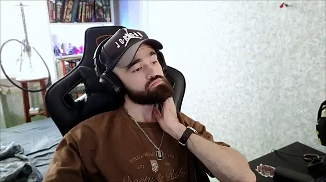 Chat +18 de _Serious_Man ao vivo