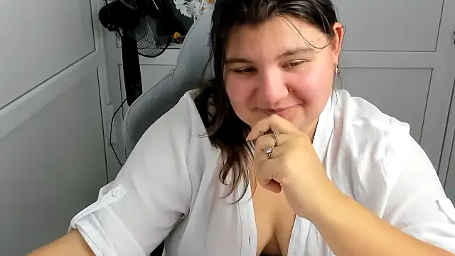 PhoenixFly Chat XXX live