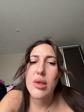 AleksandraRich's Live XXX Chat