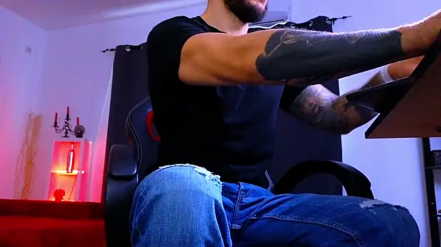 Онлайн чат XXX MightyAaron66