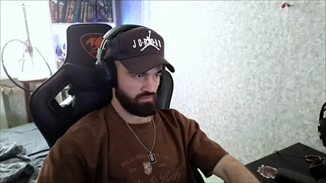 _Serious_Man Chat XXX in diretta