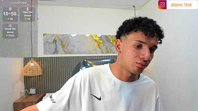 دردشة JDWhite18 الجنسية المباشرة