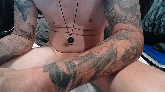 צ'אט XXX בשידור חי של JohnnyKorrupt_